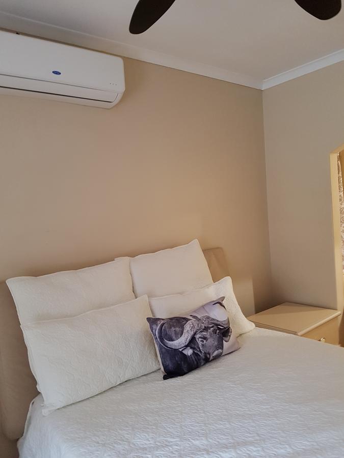 Khuvena Guesthouse Randburg ภายนอก รูปภาพ
