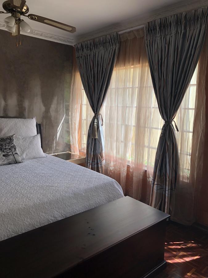 Khuvena Guesthouse Randburg ภายนอก รูปภาพ