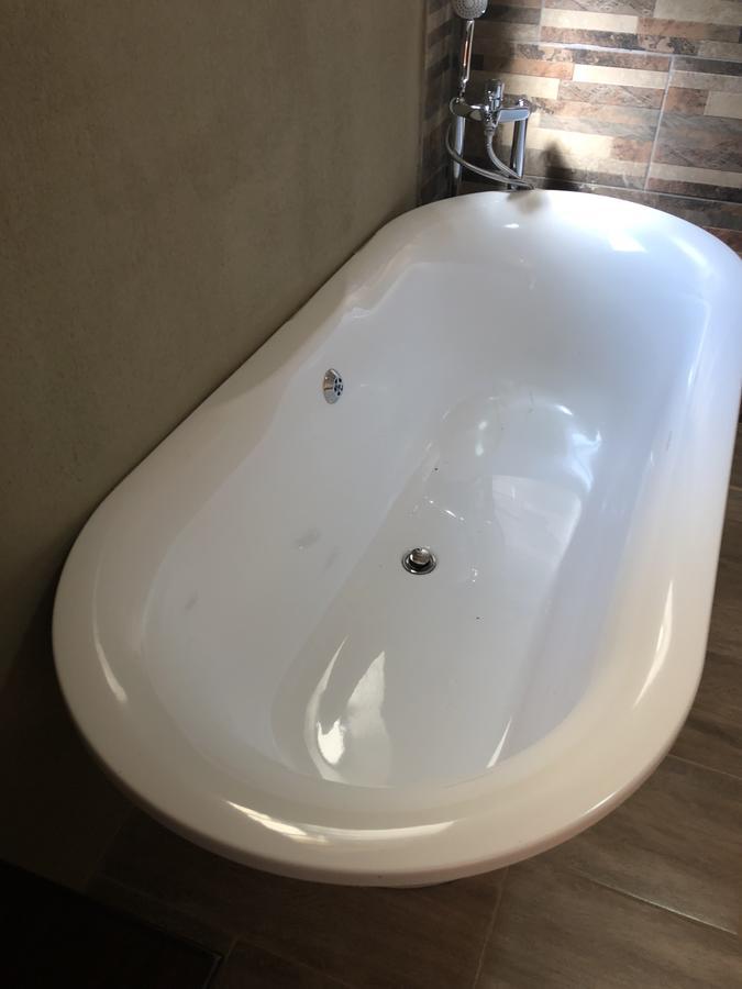 Khuvena Guesthouse Randburg ภายนอก รูปภาพ